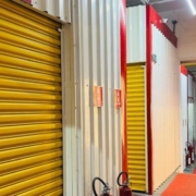 Corredor Box Transmani Self Storage Guarda-móveis