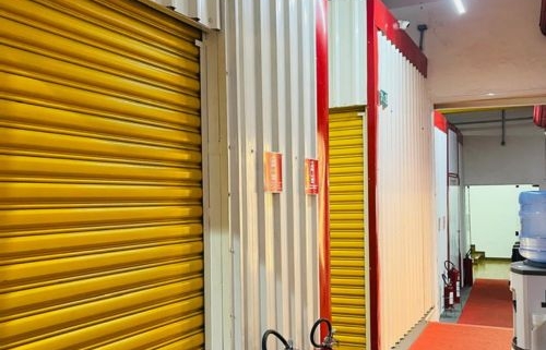 Corredor Box Transmani Self Storage Guarda-móveis
