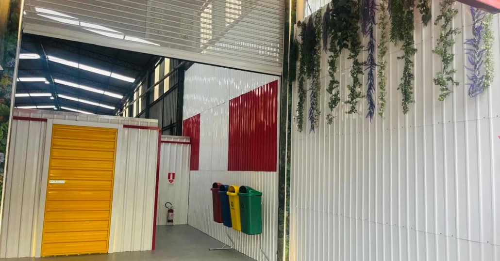 8. Por que a Transmani é referência em São Paulo A Transmani Mudanças e Self Storage se tornou referência em mudanças e armazenamento justam