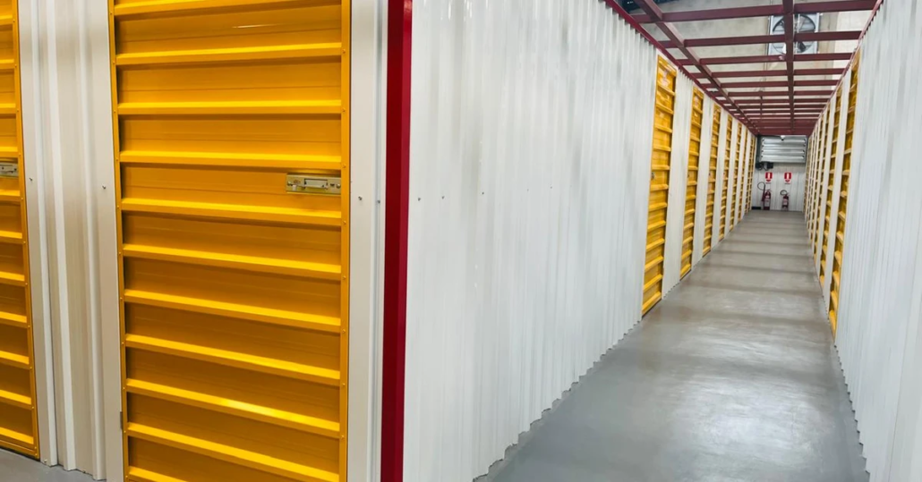 5. O que perguntar antes de contratar um self storage Antes de contratar, pergunte quais tipos de unidade estão disponíveis e se existem opç