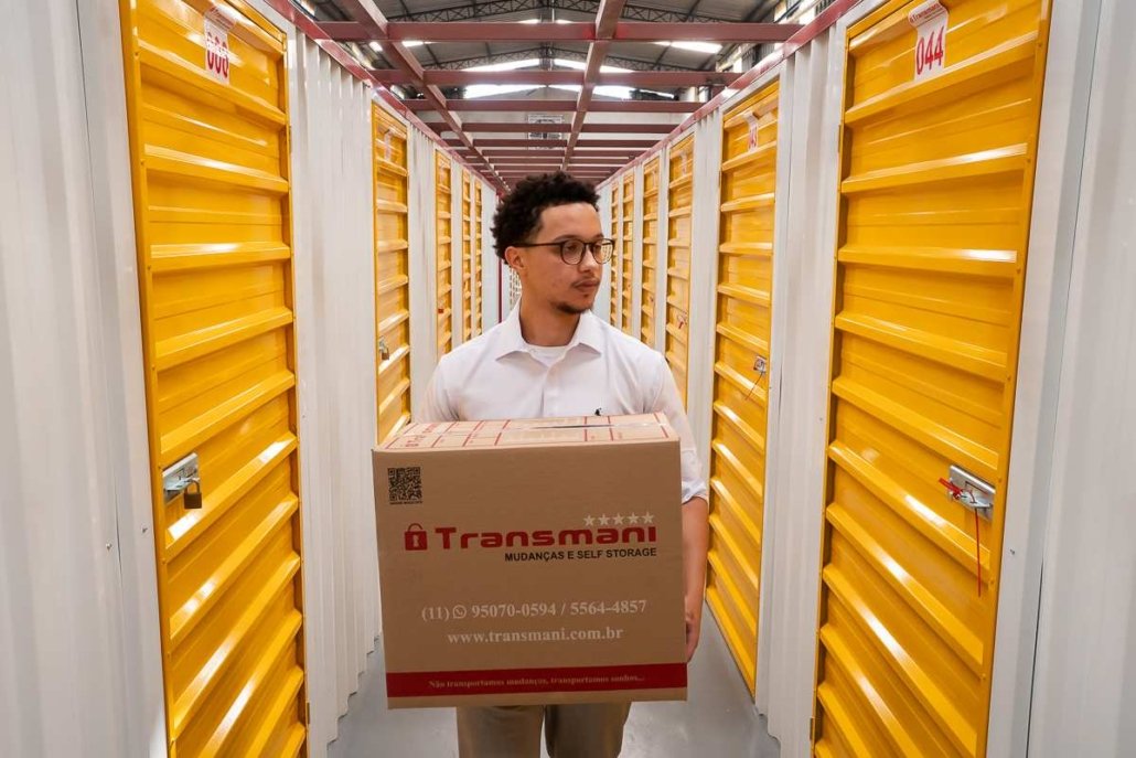 1. O que representa um box de 10m³ Quando se fala em armazenamento, o conceito de metragem cúbica nem sempre é intuitivo para o cliente. Um